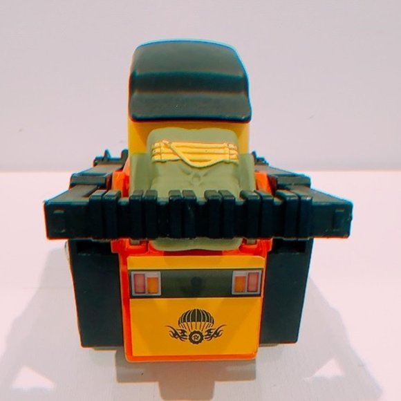 Mattel Disney Planes Fire and Rescue Drip Die-cast Vehicle - Picture 3 of 4
